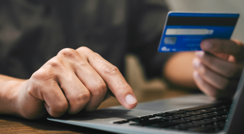 Caixa Tem oferece cartão de crédito sem anuidade; veja como pedir